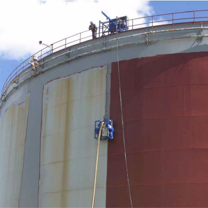 油罐外壁拋丸機(jī)施工現(xiàn)場圖 油罐外壁拋丸機(jī)施工現(xiàn)場圖